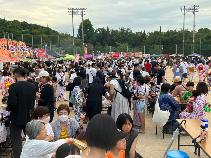 熊野町民夏祭り2023年の広場の様子